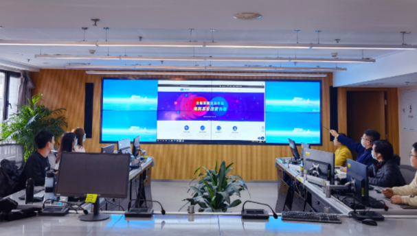 生產(chǎn)全掌控、一屏覽車間，為智能制造插上“數(shù)字翅膀”