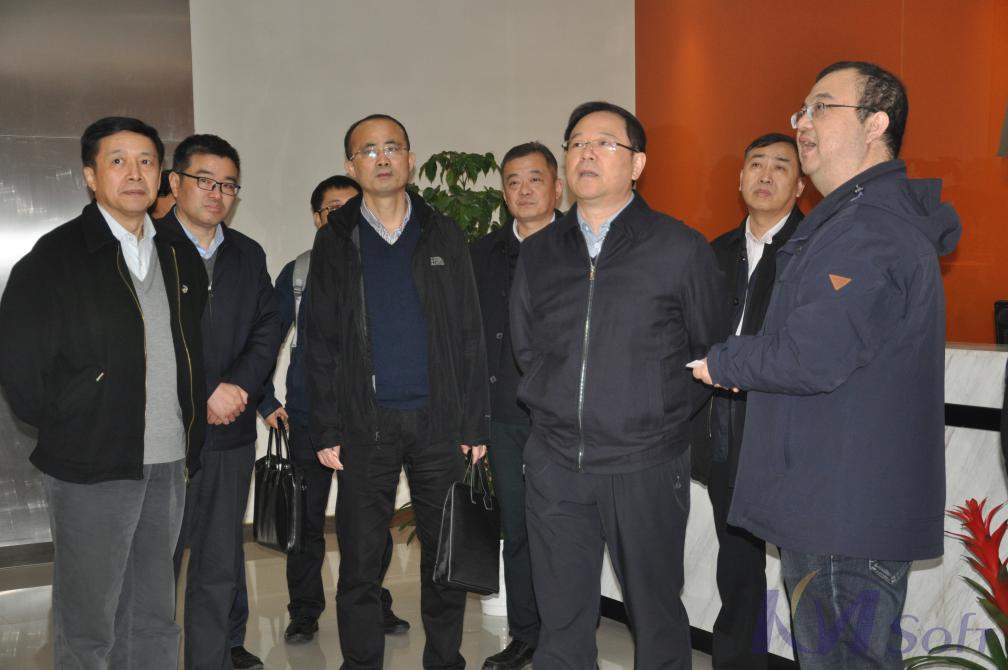 安徽省經(jīng)信委主任牛弩韜一行蒞臨武漢開(kāi)目調(diào)研