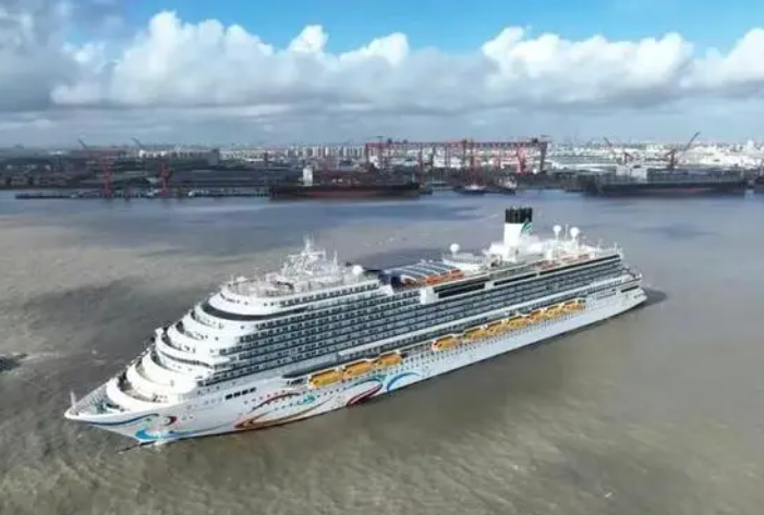 中國(guó)船舶集團(tuán)國(guó)產(chǎn)首艘大型郵輪完成多項(xiàng)重要試驗(yàn)！