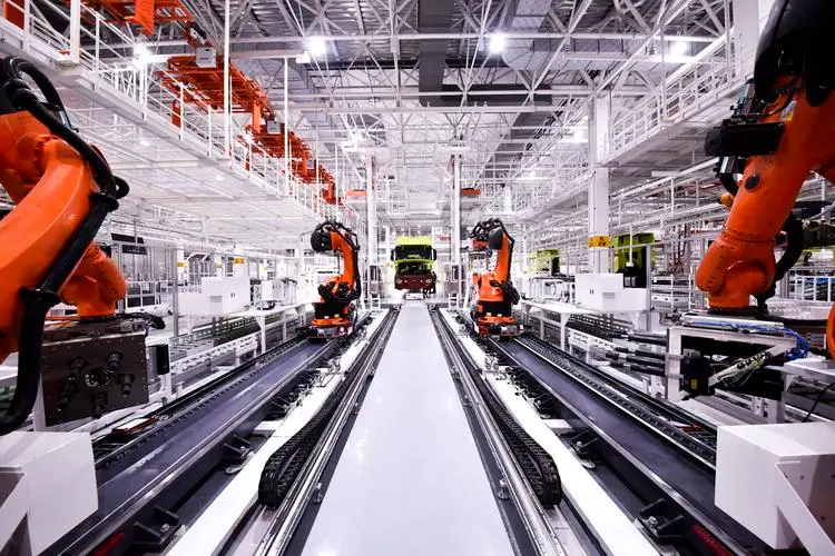 穩(wěn)步推進(jìn)工業(yè)互聯(lián)網(wǎng)創(chuàng)新，加快制造業(yè)數(shù)字化，信息化建設(shè)！